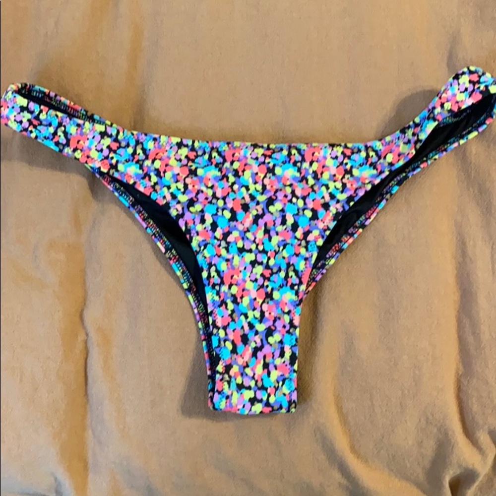Bikini bottom